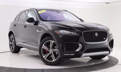 2018 Jaguar F-Pace S