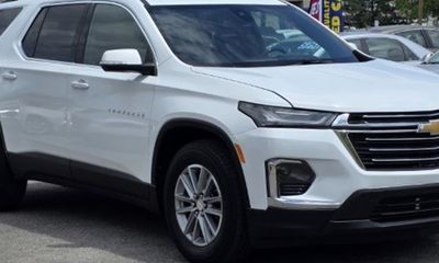 2022 Chevrolet Traverse LT