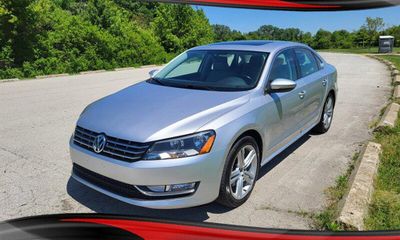 2012 Volkswagen Passat SEL