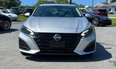 2023 Nissan Altima SV