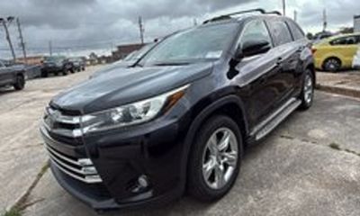 2017 Toyota Highlander LTD Platinum