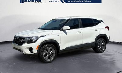 2025 Kia Seltos LX