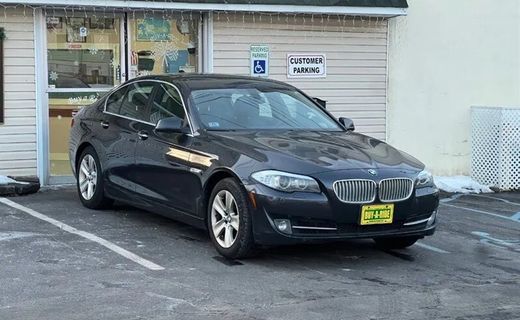 2013 BMW 528xi 528i xDrive Sedan