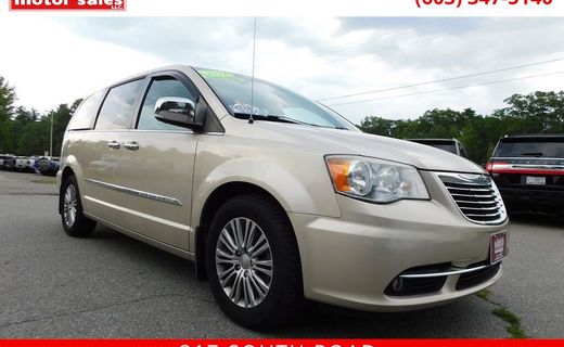 2014 Chrysler Town AND Country