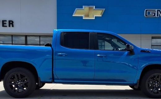 2023 Chevrolet Silverado RST