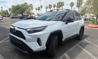 2023 Toyota RAV4 XSE
