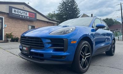 2021 Porsche Macan S