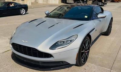 2018 Aston Martin DB11 2 Seating Configuration