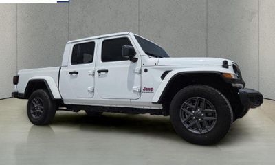 2024 Jeep Gladiator Sport