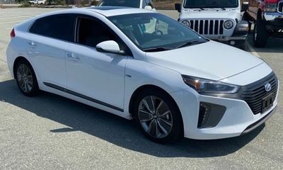 2017 Hyundai Ioniq SEL
