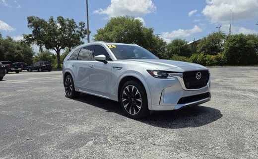 2024 Mazda CX-90 Premium Package