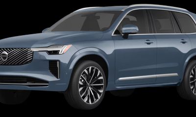 2026 Volvo XC90 Plus Bright