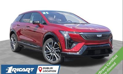 2025 Cadillac Optiq Sport 2