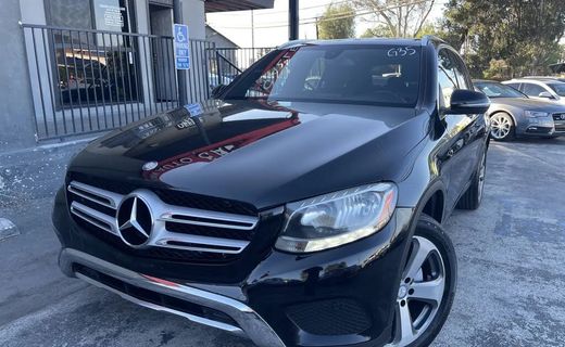 2017 Mercedes-Benz GLC-Class GLC300