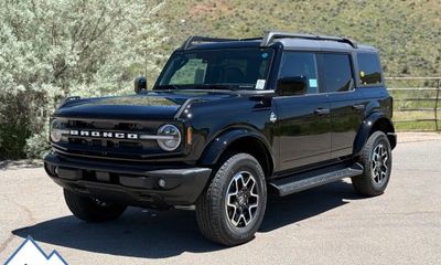 2026 Ford Bronco Outer Banks