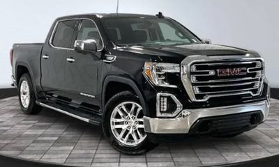 2021 GMC Sierra SLT