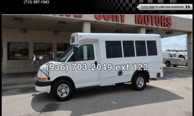 2014 Chevrolet Express 3500 139 Cutaway