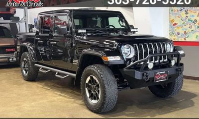 2023 Jeep Gladiator Overland