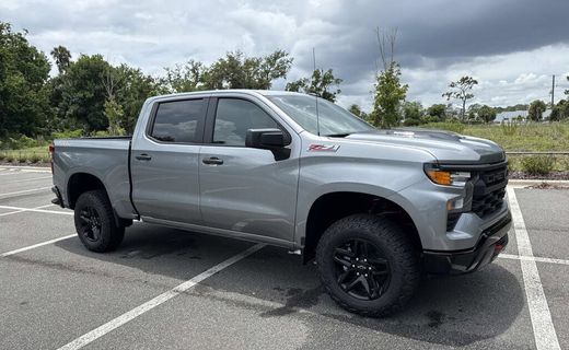 2026 Chevrolet Silverado Trail Boss Custom