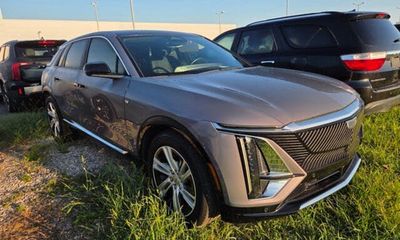 2024 Cadillac Lyriq