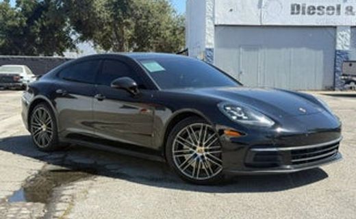 2020 Porsche Panamera
