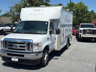 2021 Ford E-450 Base