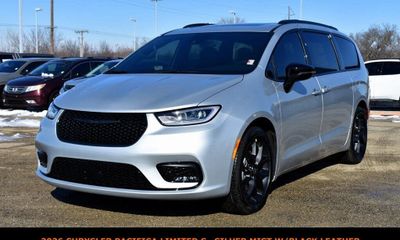 2026 Chrysler Pacifica Limited