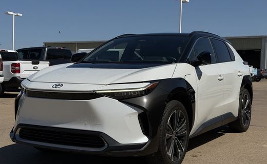 2023 Toyota BZ4X Limited