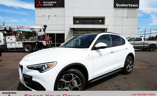2023 Alfa Romeo Stelvio TI