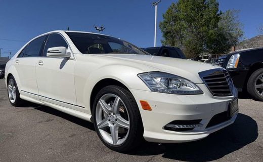 2011 Mercedes-Benz S-Class S550