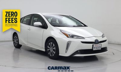 2019 Toyota Prius LE XLE
