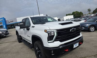 2026 Chevrolet Silverado HD LT