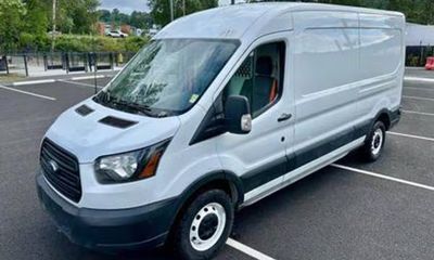 2019 Ford Transit 150 Medium Roof