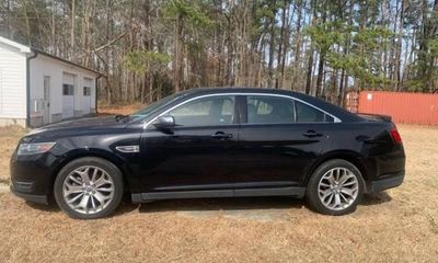 2019 Ford Taurus Limited