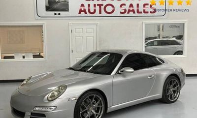 2005 Porsche 911 Carrera 4S
