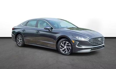 2022 Hyundai Sonata Blue