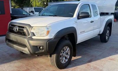 2014 Toyota Tacoma Delux Grade
