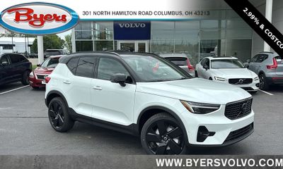 2026 Volvo XC40 Ultra Black Edition