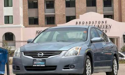 2010 Nissan Altima 25 S
