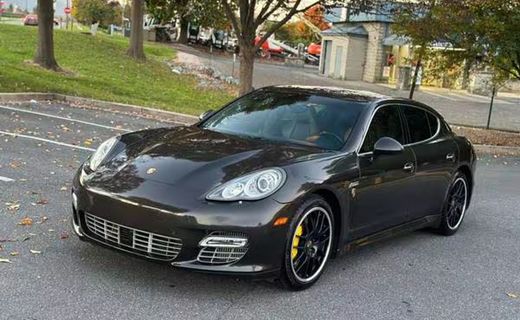 2011 Porsche Panamera