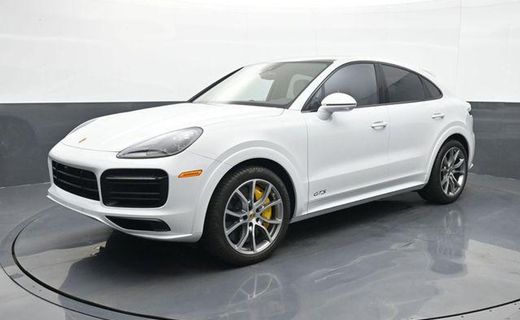 2022 Porsche Cayenne GTS Coupe