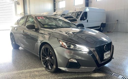 2020 Nissan Altima SR
