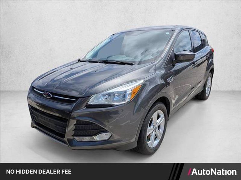 2016 Ford Escape — a typically priced live listing