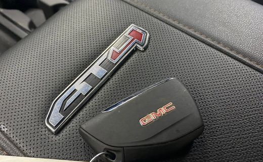 2024 GMC Sierra HD AT4