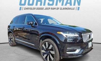 2024 Volvo XC90 Plus Bright