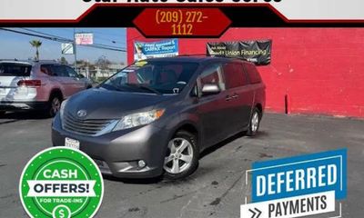 2013 Toyota Sienna XLE