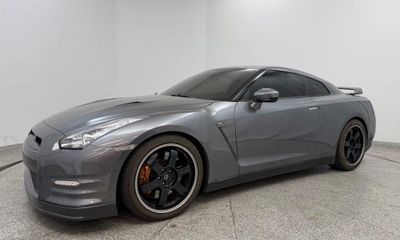 2012 Nissan GT-R Premium