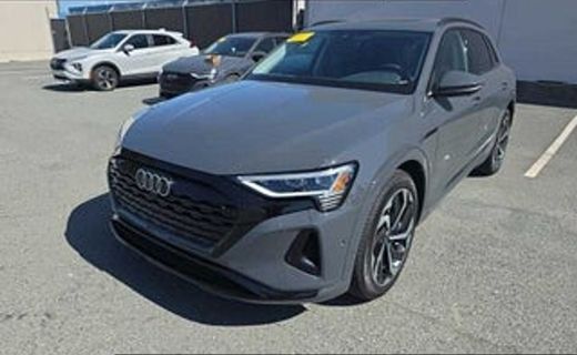2024 Audi Q8 Quattro Premium Plus