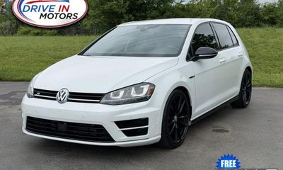2017 Volkswagen Golf R Base