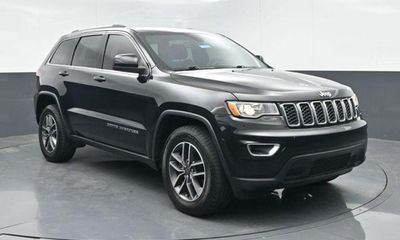2019 Jeep Grand Cherokee Laredo